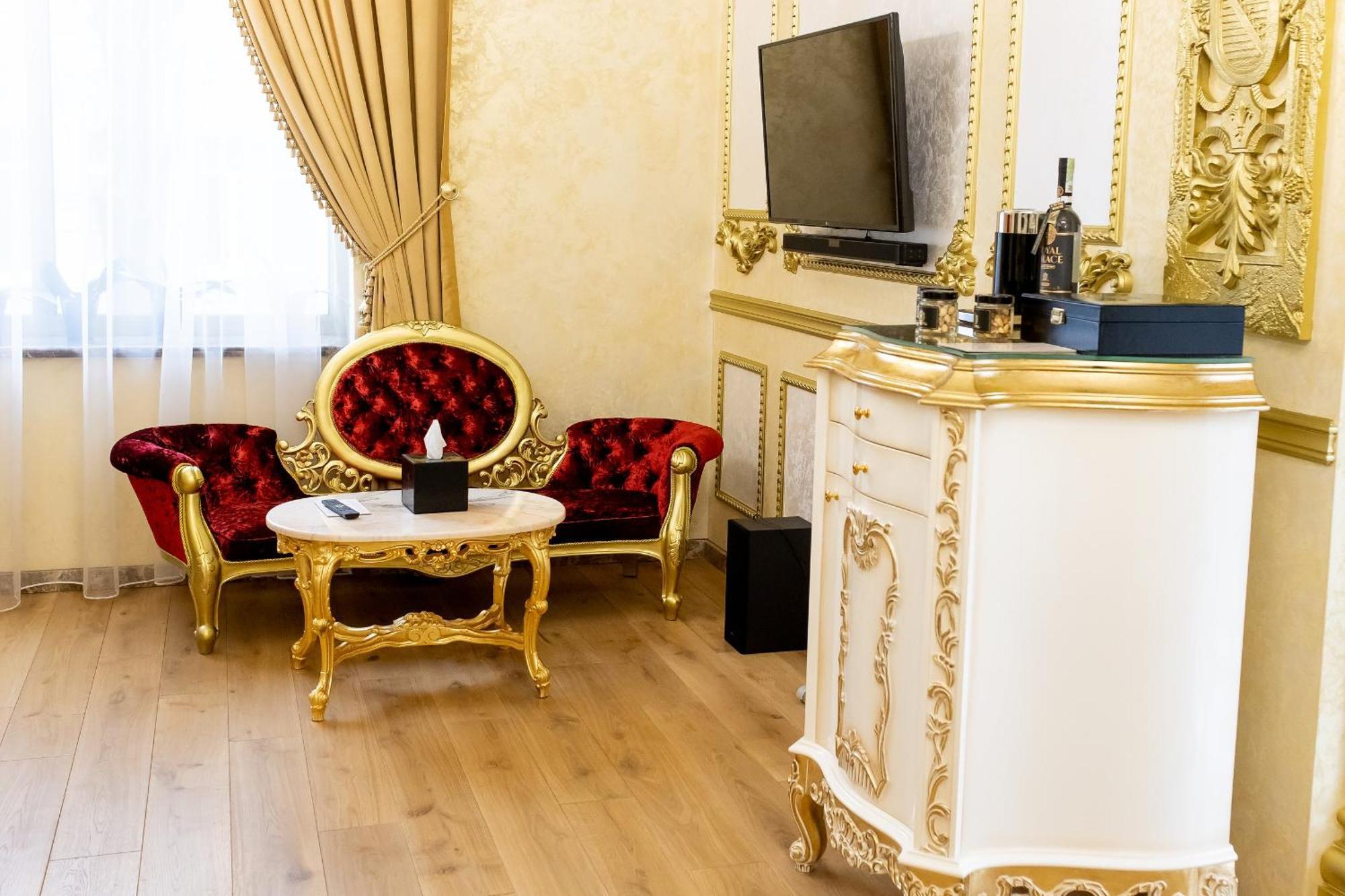 Royal Palace Luxury Hotel And Spa Khmel'nyts'kyy Bilik gambar