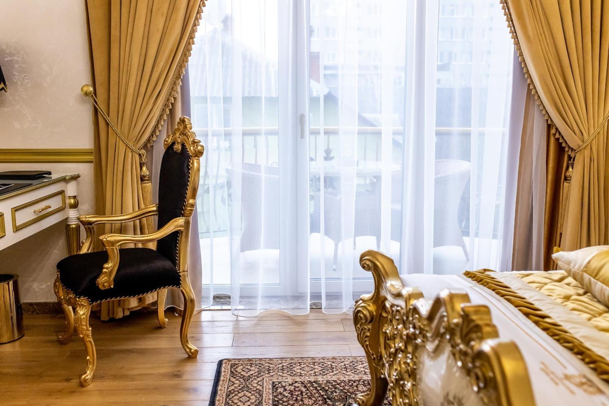 Royal Palace Luxury Hotel And Spa Khmel'nyts'kyy Bilik gambar