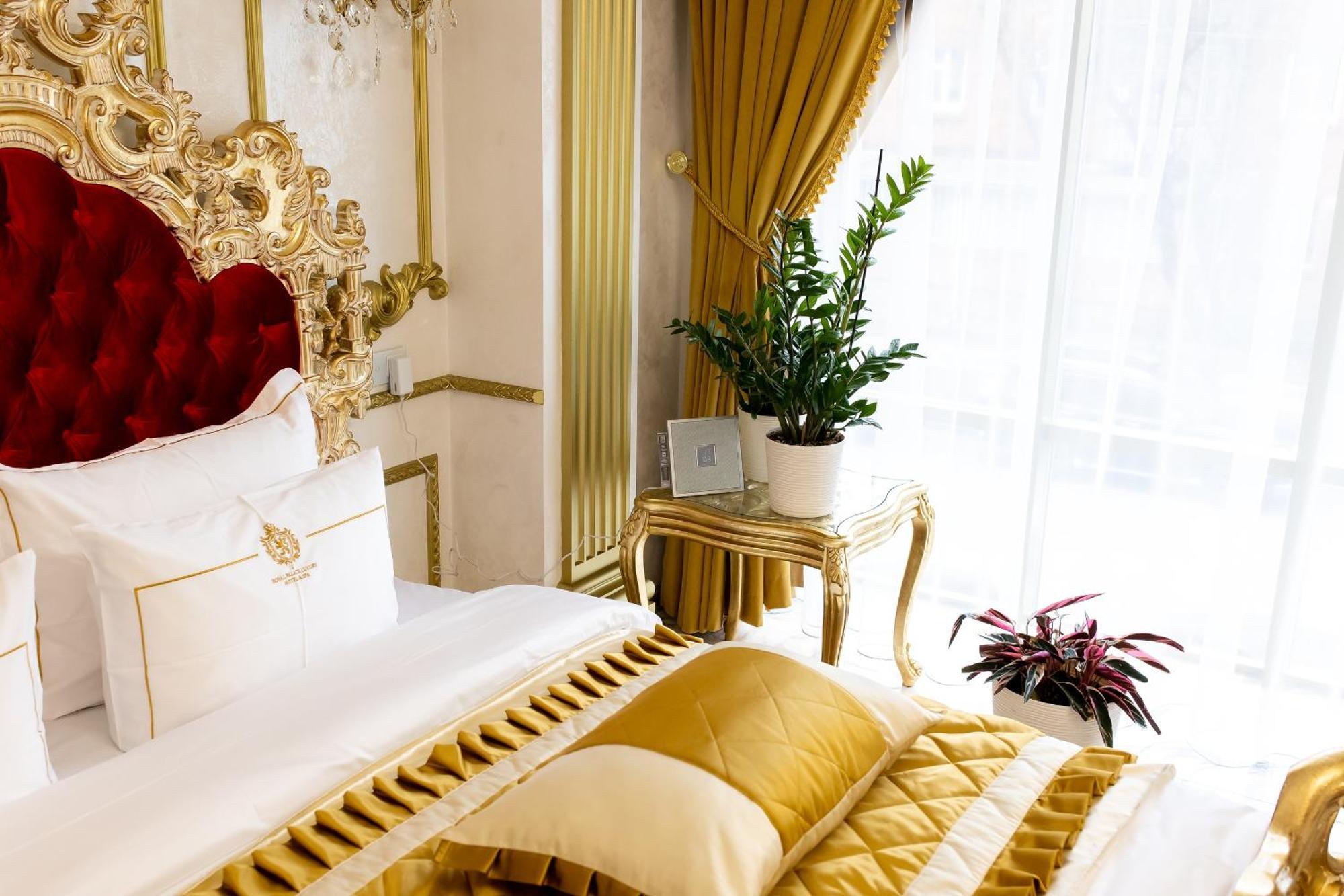 Royal Palace Luxury Hotel And Spa Khmel'nyts'kyy Bilik gambar