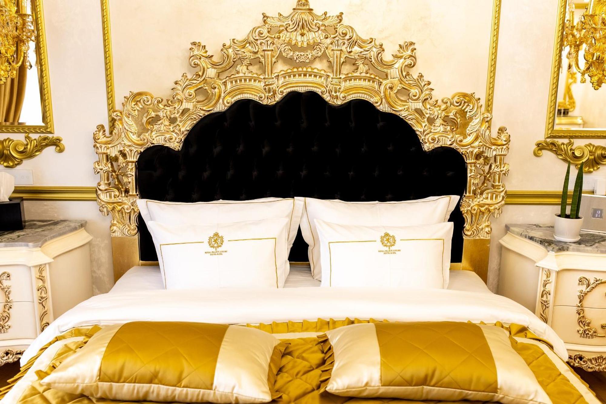 Royal Palace Luxury Hotel And Spa Khmel'nyts'kyy Bilik gambar