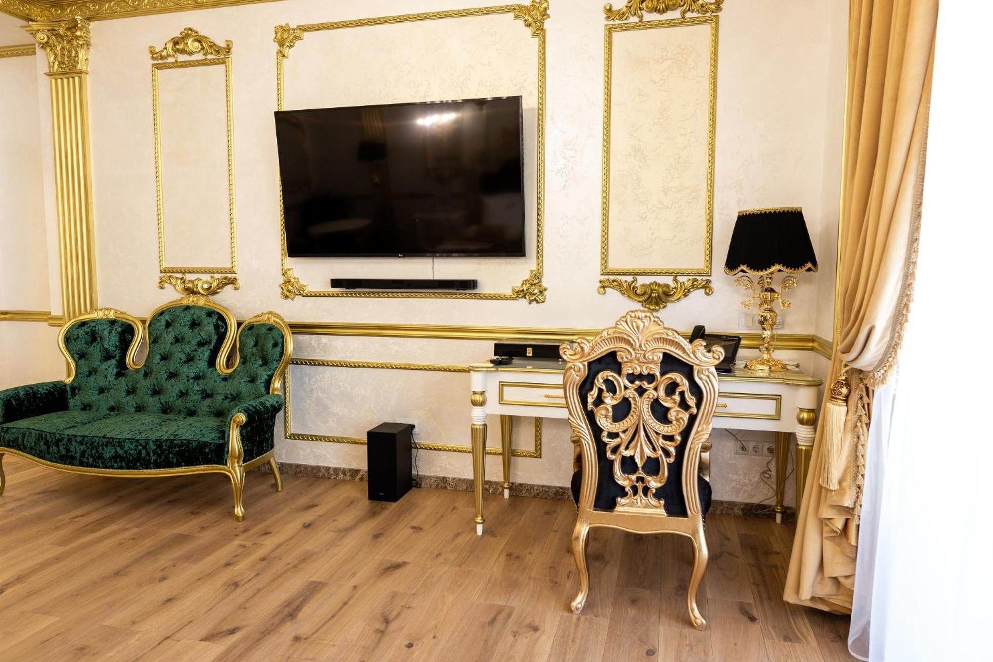 Royal Palace Luxury Hotel And Spa Khmel'nyts'kyy Bilik gambar